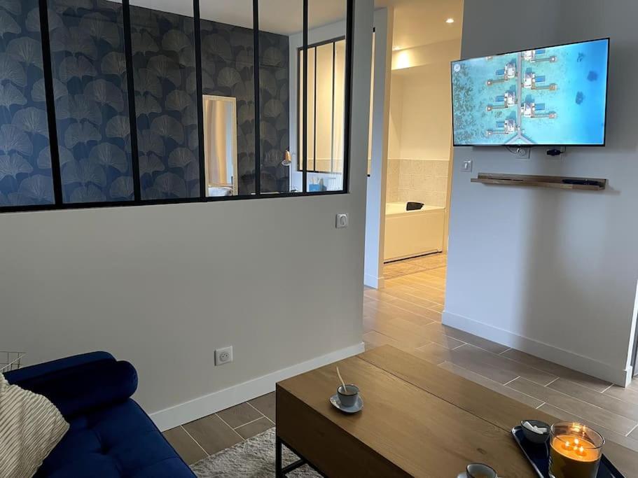 Bleu Supreme Balneo Apartment Виерзон Екстериор снимка